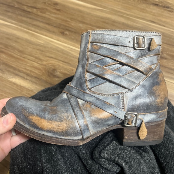 Freebird by Steven Leather Booties - Picture 4 of 5